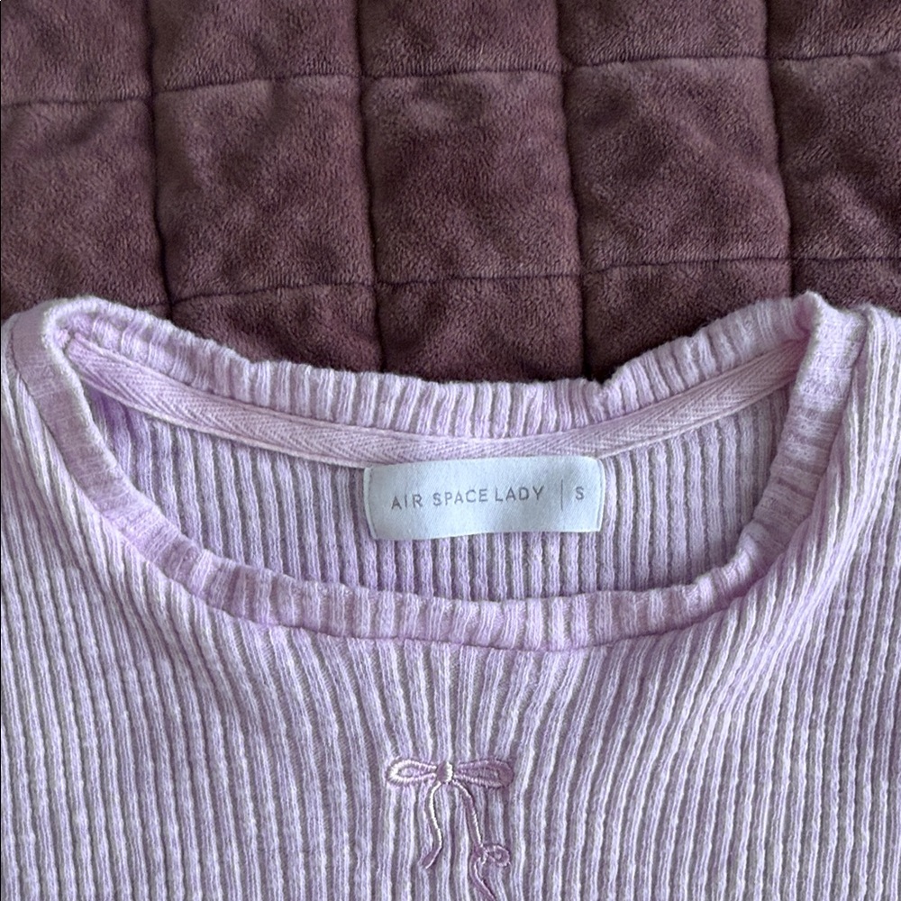 Light Pink Ribbed Crop Top - Picture 5 of 6